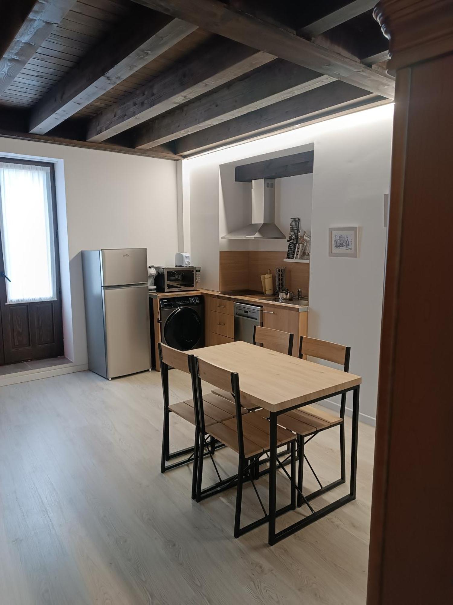 Apartamentos Turisticos Avila Puerta Del Puente 1-3 Dış mekan fotoğraf