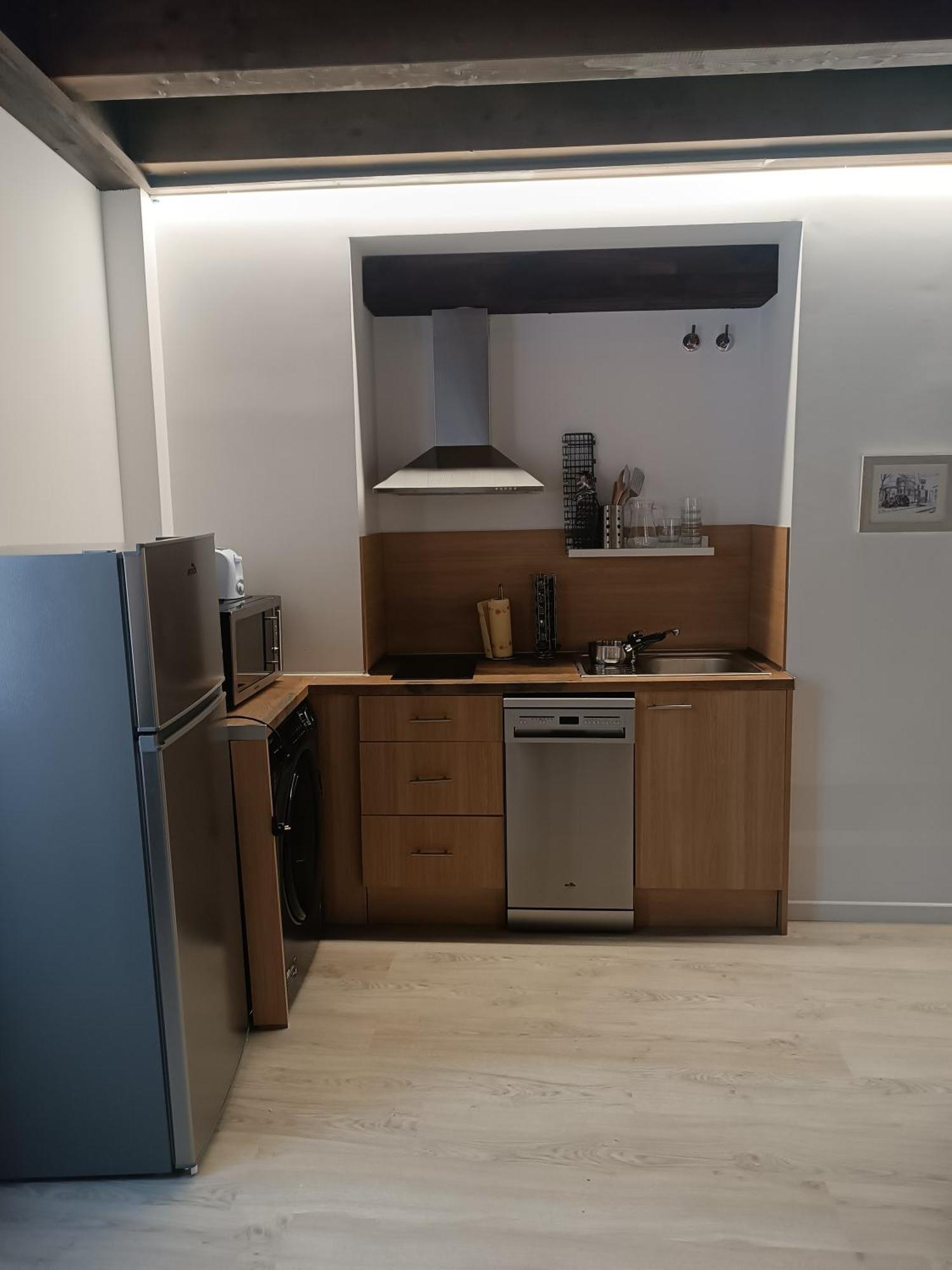 Apartamentos Turisticos Avila Puerta Del Puente 1-3 Dış mekan fotoğraf